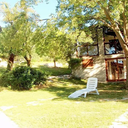 Luxurious Cottage In Vo With Garden Boccon