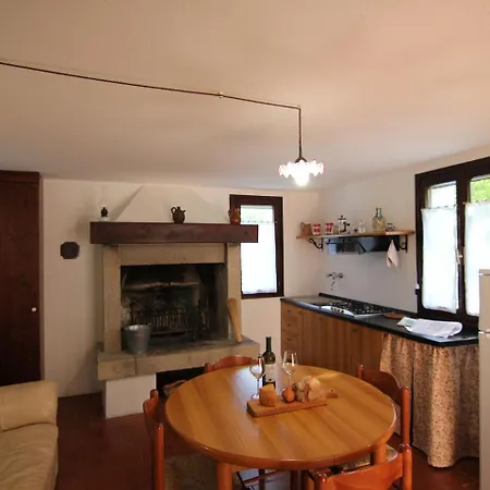 Luxurious Cottage In Vo With Garden *